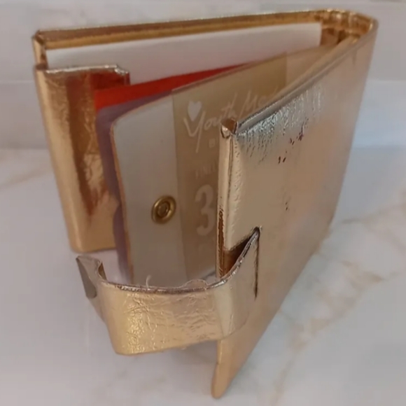 Vtg Metallic Gold Tone Wallet & Metal Mesh Coin Change Purse lot of 2 - Picture 4 of 4